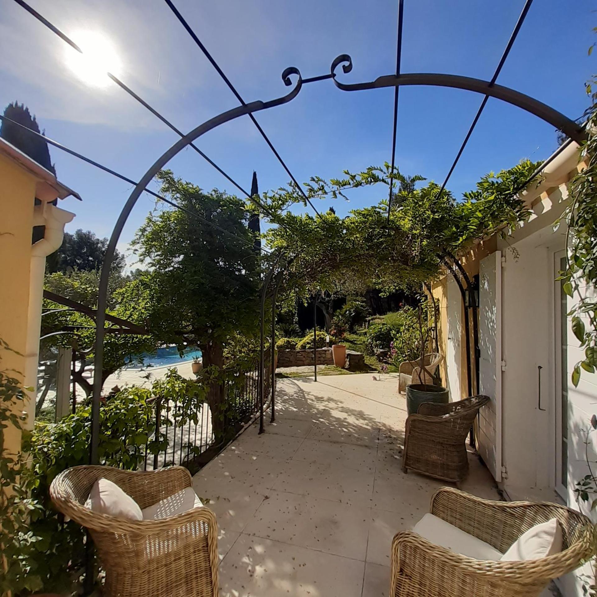Mas Lei Bancau Bed & Breakfast เลอโบสเซต์ ภายนอก รูปภาพ